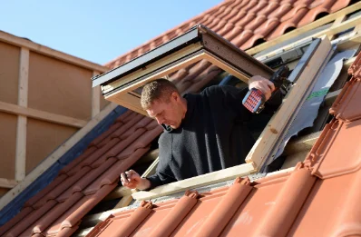 Pose de fenêtres de toit Velux à Douillet